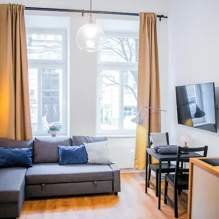 Piano Apartment