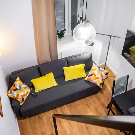 Piano Apartment